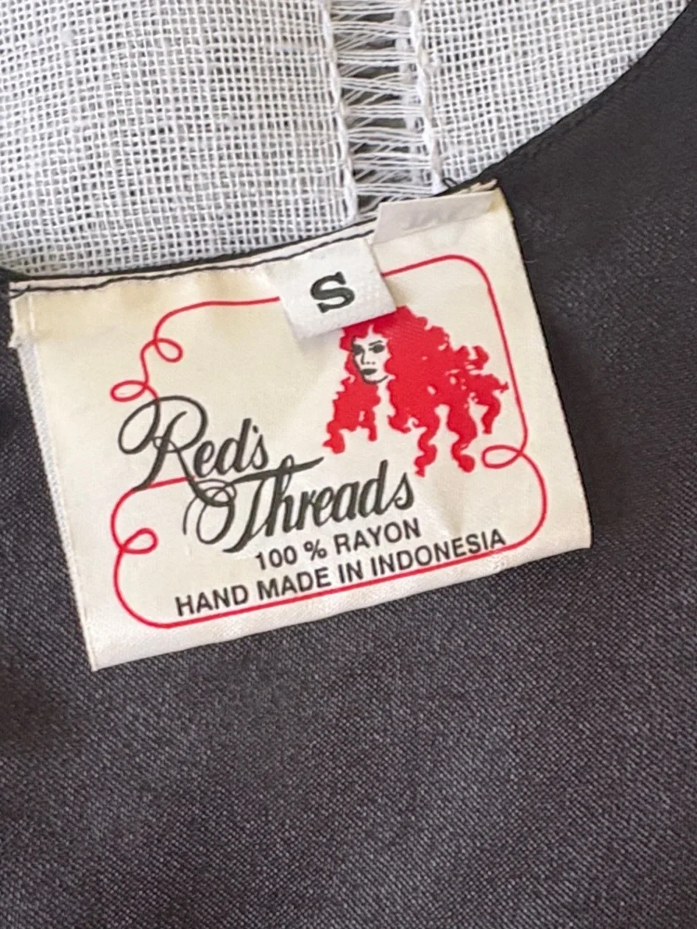 Red’s Threads Vintage Purple Patterned Beaded Button-Front Vest - Picture 9 of 12